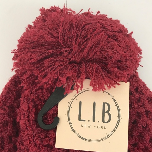 L.I.B. New York Beanie Hat NWT Burgundy Red Cable Knit Pom Pom Hat - Picture 4 of 11